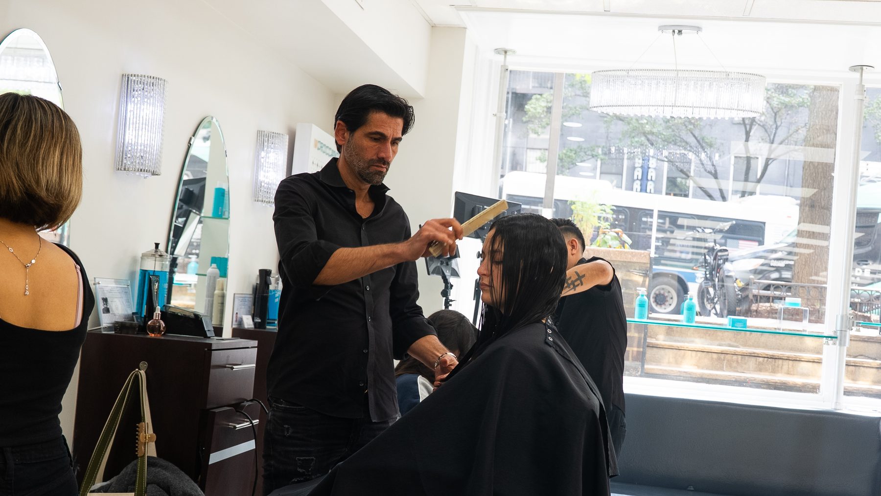 Shampoo service at Salon Icon NYC